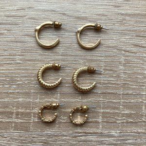 ✨✨ Set of 3 Gold Hoop Earrings ✨✨